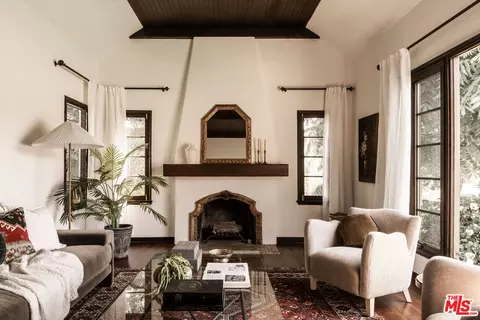 5264 Live Oak View Ave, Los Angeles, CA 90041