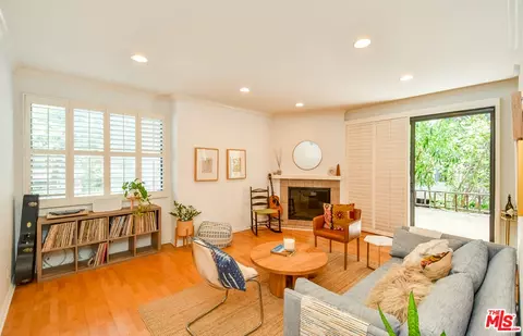 8114 Manitoba St #103, Playa Del Rey, CA 90293