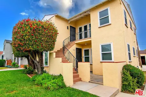 8456 Byrd Ave, Inglewood, CA 90305