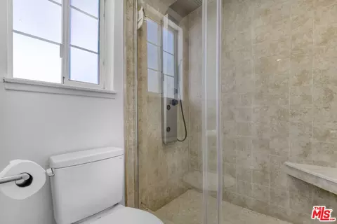 Bath - 2735 Beth Pl, Simi Valley, CA 93065 photo 1 of 2