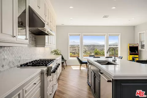 11955 Carabella Ct, Porter Ranch, CA 91326