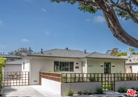 2453 Oak St, Santa Monica, CA 90405