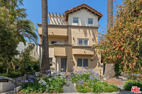 1032 3rd St #102, Santa Monica, CA 90403