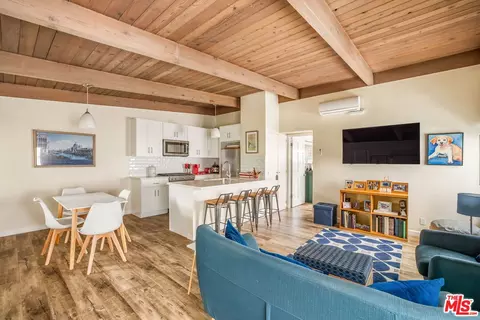 1123 10th St #B, Santa Monica, CA 90403