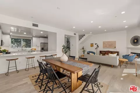 1032 3rd St #103, Santa Monica, CA 90403