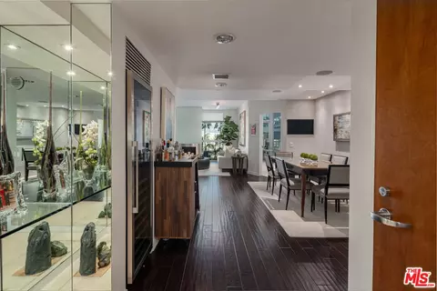 13650 Marina Pointe Dr #509, Marina Del Rey, CA 90292