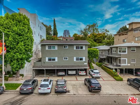 1940 S Beverly Glen Blvd, Los Angeles, CA 90025