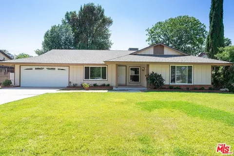 11454 Richmont Rd, Loma Linda, CA 92354
