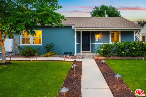 230 S Lamer St, Burbank, CA 91506