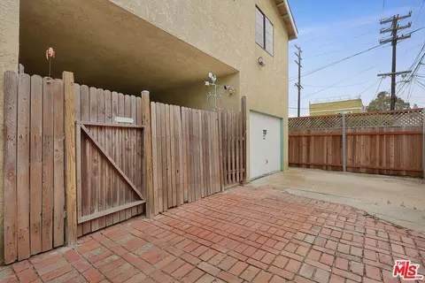 717 Marco Pl, Venice, CA 90291 photo 32
