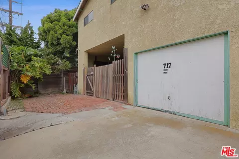 717 Marco Pl, Venice, CA 90291 photo 33