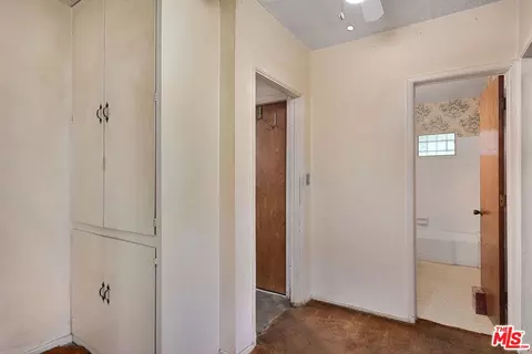 717 Marco Pl, Venice, CA 90291 photo 12