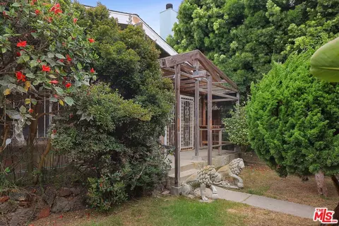 717 Marco Pl, Venice, CA 90291 photo 3