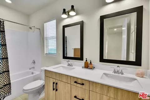27703 Sequel Ct, Valencia, CA 91381 photo 19