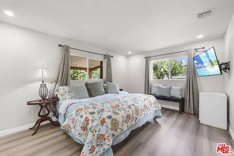Bedroom - 640 Foreston Dr, Acton, CA 93510 photo 2 of 3