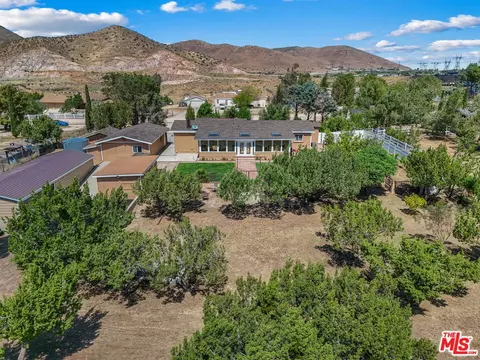 View/Area - 640 Foreston Dr, Acton, CA 93510 photo 3 of 12