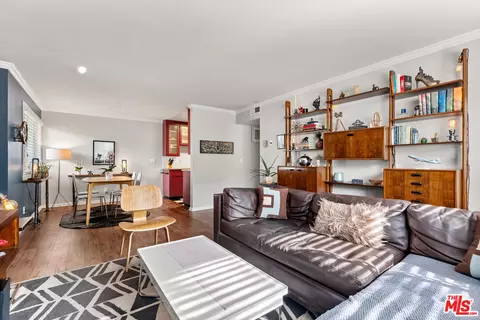 11813 Runnymede St #9, North Hollywood, CA 91605