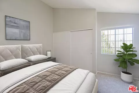 7342 Haskell Ave, Van Nuys, CA 91406 photo 4
