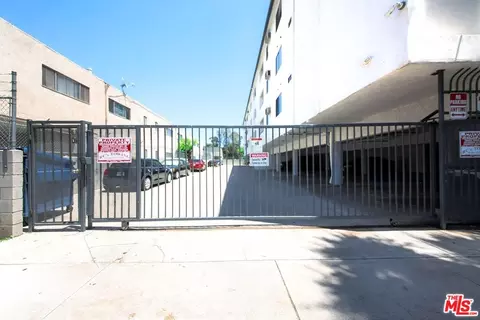 7342 Haskell Ave, Van Nuys, CA 91406 photo 9