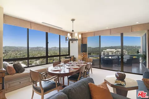 10430 Wilshire Blvd #1703, Los Angeles, CA 90024