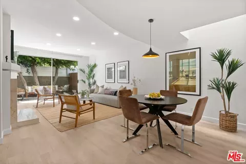 1436 20th St #13, Santa Monica, CA 90404