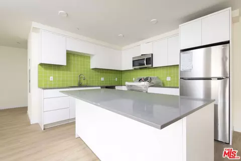 Kitchen - 14629 Erwin St, Van Nuys, CA 91411 photo 3 of 4