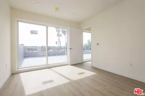 Bedroom - 14629 Erwin St, Van Nuys, CA 91411 photo 3 of 4