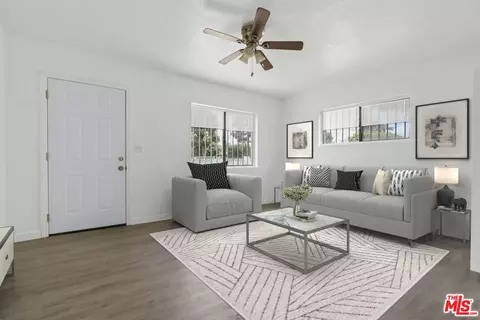 12412 S Willowbrook Ave, Compton, CA 90222