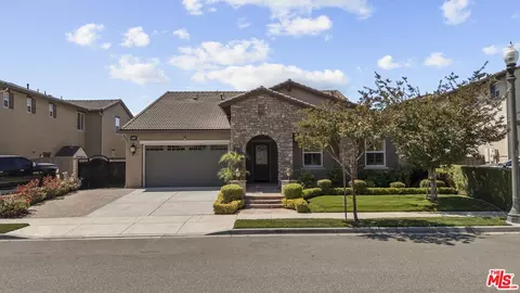 3324 Breezy Dr, Camarillo, CA 93012