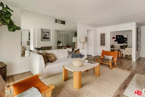 424 N Palm Dr #101, Beverly Hills, CA 90210