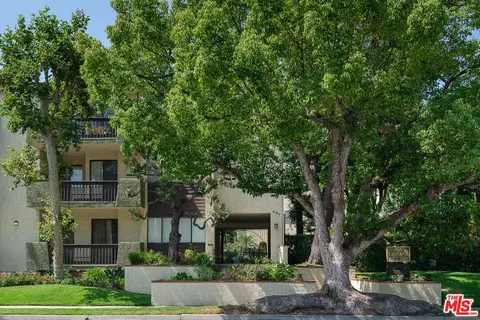 Exterior - 497 E California Blvd #301, Pasadena, CA 91106 photo 6 of 6