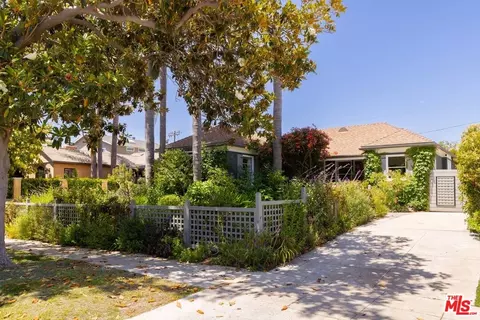 133 S Kilkea Dr, Los Angeles, CA 90048