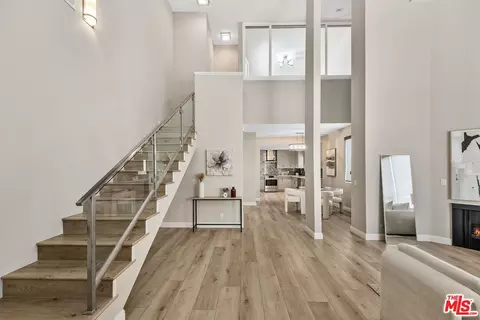 2045 Beloit Ave #302, Los Angeles, CA 90025