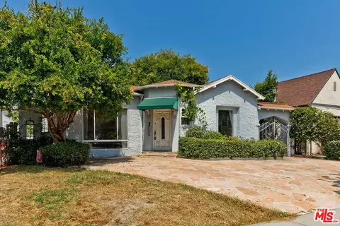217 S Le Doux Rd, Beverly Hills, CA 90211