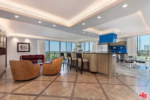 211 S Spalding Dr #603S, Beverly Hills, CA 90212