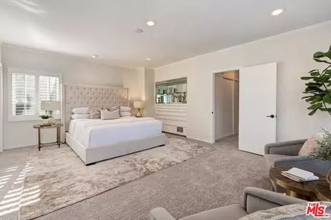 Bedroom - 218 S Peck Dr, Beverly Hills, CA 90212 photo 1 of 6