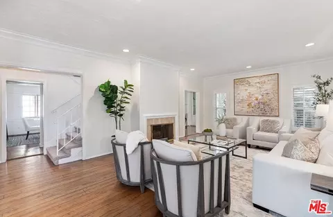 Living - 218 S Peck Dr, Beverly Hills, CA 90212 photo 1 of 11