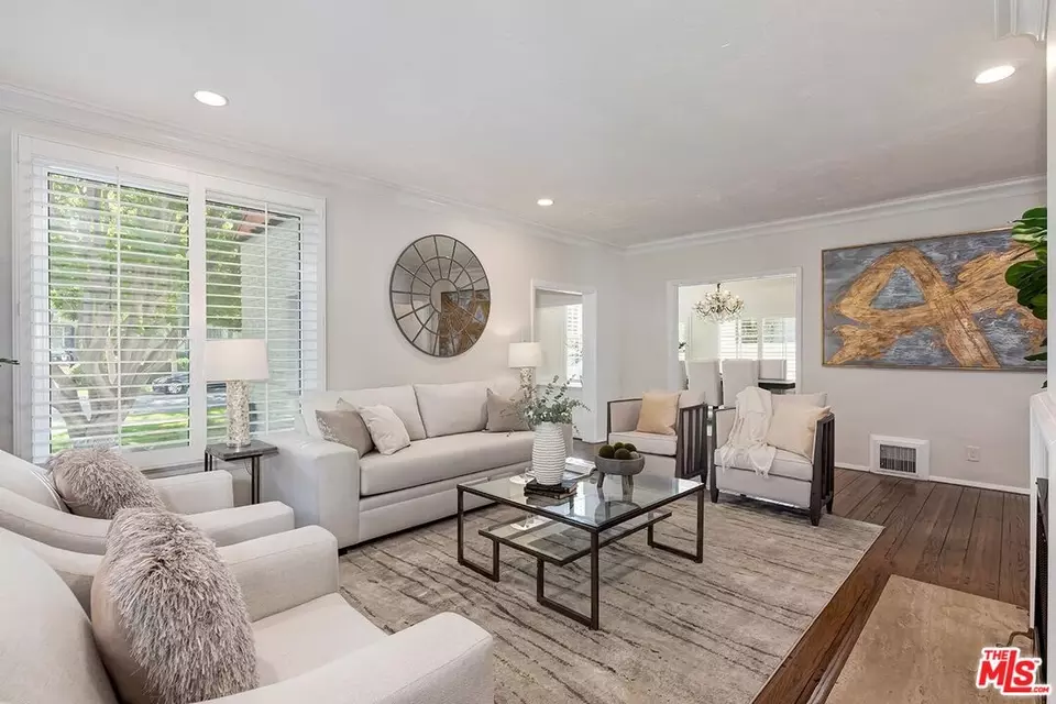 Living - 218 S Peck Dr, Beverly Hills, CA 90212 photo 6 of 11