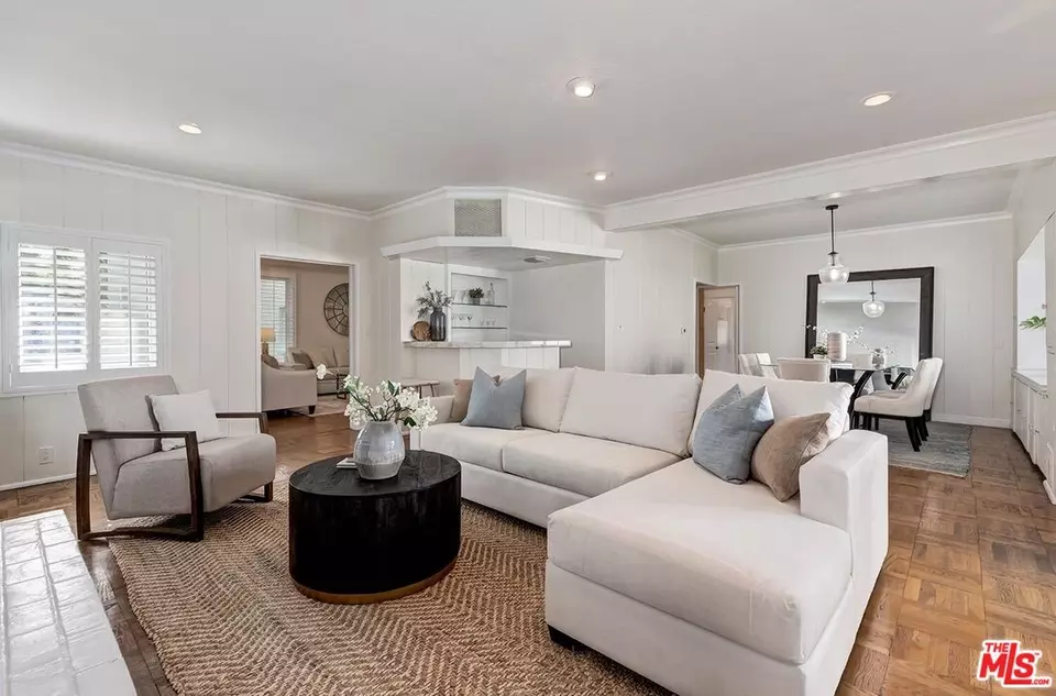 Living - 218 S Peck Dr, Beverly Hills, CA 90212 photo 8 of 11