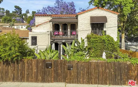 2420 N Beachwood Dr, Los Angeles, CA 90068