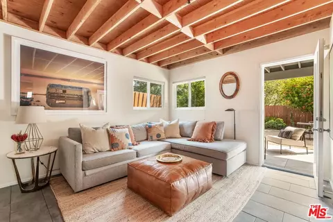 716 Academy Rd, Los Angeles, CA 90012