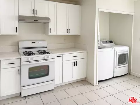 453 Ivy St, Glendale, CA 91204 photo 7