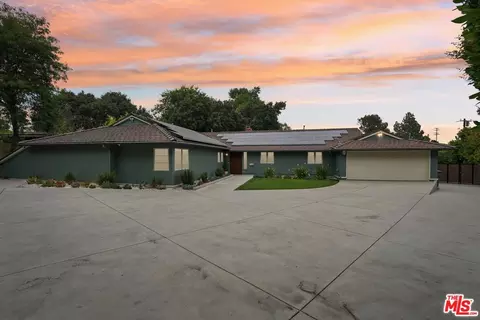 Exterior - 240 Oakhurst Ln, Arcadia, CA 91007 photo 1 of 12