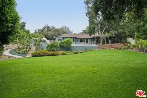 Exterior - 240 Oakhurst Ln, Arcadia, CA 91007 photo 6 of 12
