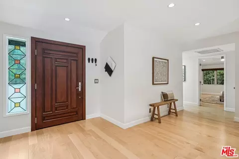 Entry Way - 240 Oakhurst Ln, Arcadia, CA 91007 photo 2 of 4