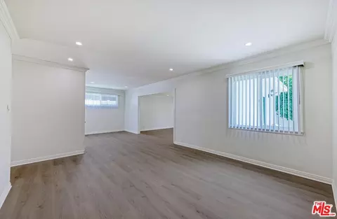 7026 Colbath Ave, Van Nuys, CA 91405 photo 26