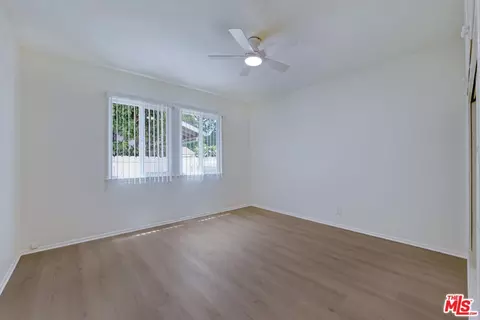7026 Colbath Ave, Van Nuys, CA 91405 photo 12