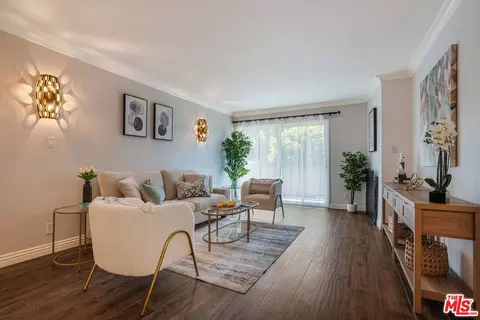 8163 Redlands St #19, Playa Del Rey, CA 90293