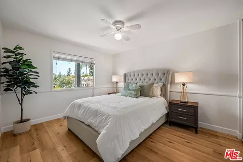 33 Halifax Pl, Irvine, CA 92602 photo 18
