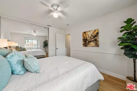 33 Halifax Pl, Irvine, CA 92602 photo 19